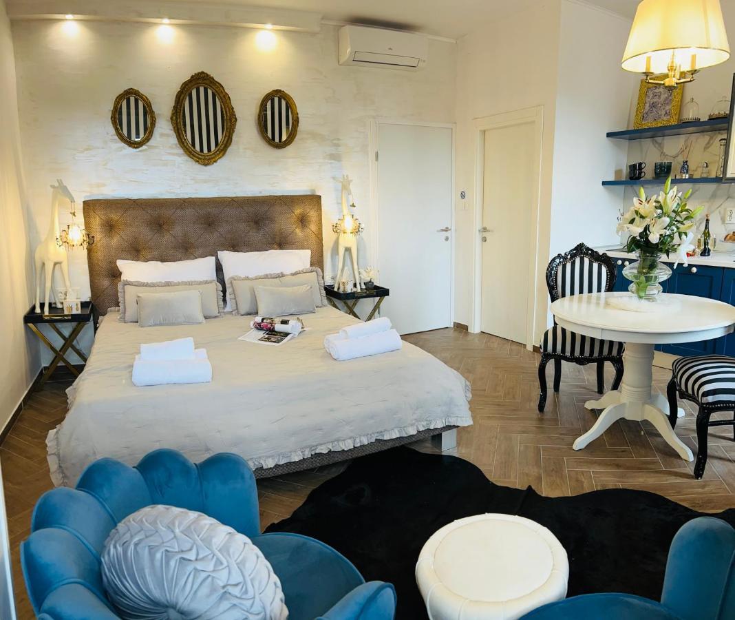La Dolce Vita Luxury Apartments With Best Free Private Parking In City Center Póla Kültér fotó
